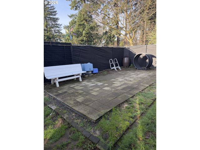 35 Ne 157TH Ave, Portland, OR 97230