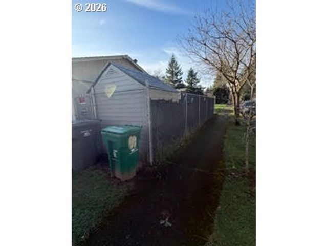35 Ne 157TH Ave, Portland, OR 97230
