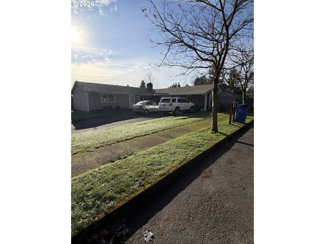 35 Ne 157TH Ave, Portland, OR 97230