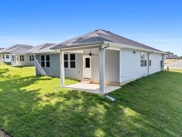 28 Aurora Cir, Fayetteville, TN 37334