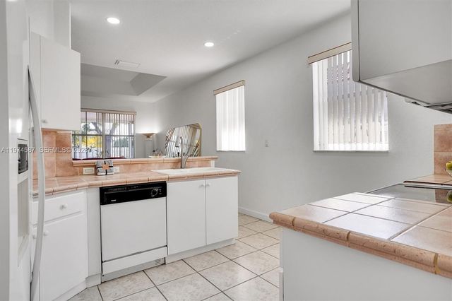 849 NW 136th Ave, Miami, FL 33182