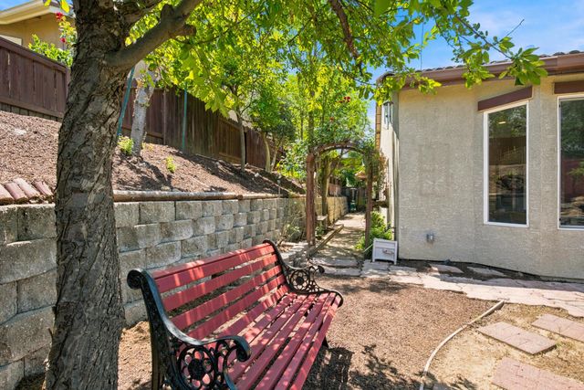 2941 Cricket Club Ct, Rocklin, CA 95765