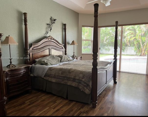 11257 NW 51st St, Coral Springs, FL 33076