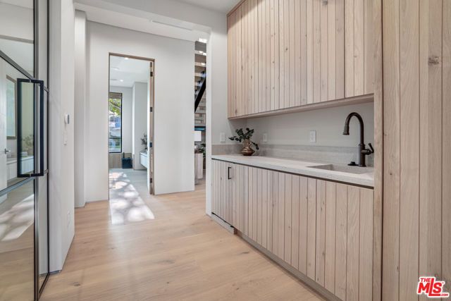 4830 Valjean Avenue, Encino (los Angeles), CA 91436