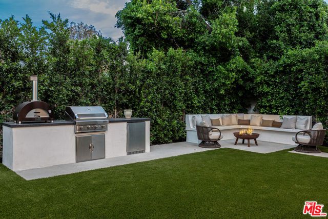 4830 Valjean Avenue, Encino (los Angeles), CA 91436