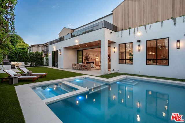 4830 Valjean Avenue, Encino (los Angeles), CA 91436