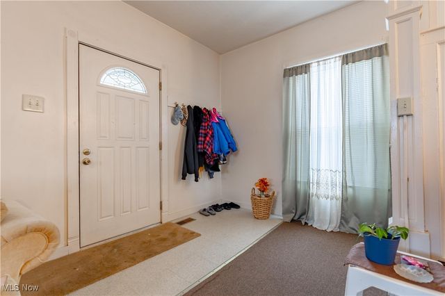 900 4th Street SW, Canton, OH 44707