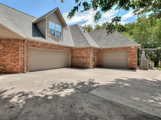 8030 Redhawk Lane, Edmond, OK 73034