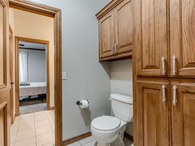 8030 Redhawk Lane, Edmond, OK 73034