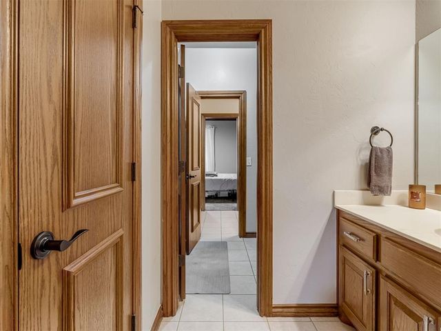 8030 Redhawk Lane, Edmond, OK 73034