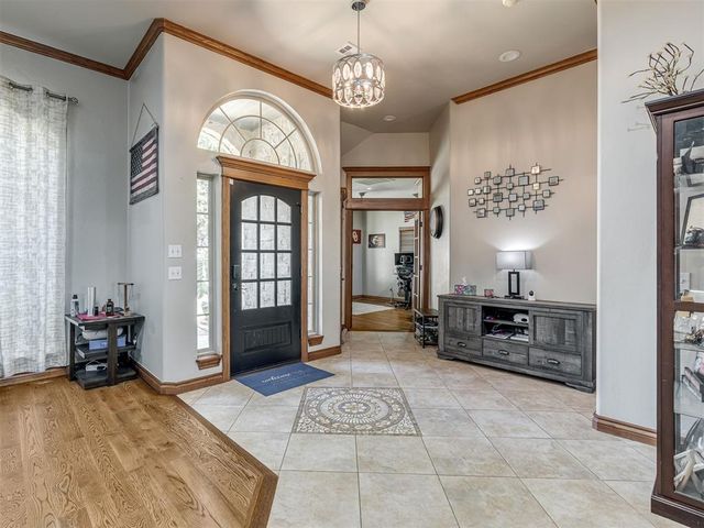 8030 Redhawk Lane, Edmond, OK 73034