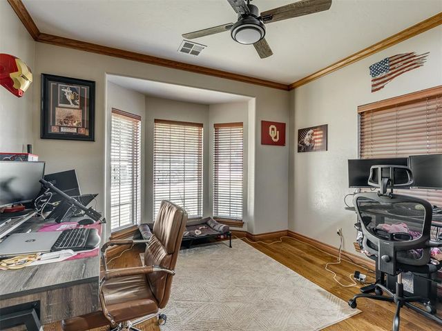 8030 Redhawk Lane, Edmond, OK 73034