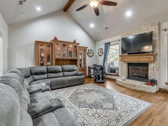 8030 Redhawk Lane, Edmond, OK 73034