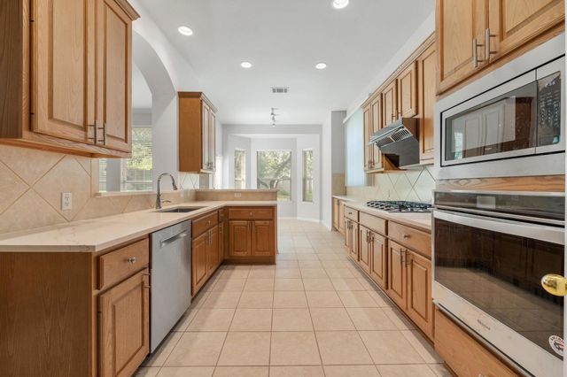 3213 Summer Canyon DR, Austin, TX 78732