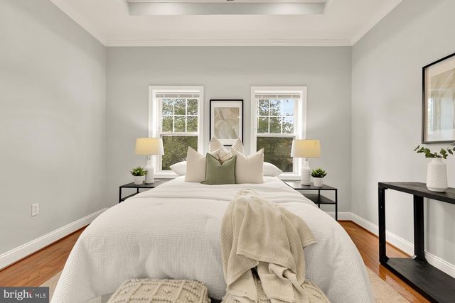 1740 L ST NE, Washington, DC 20002