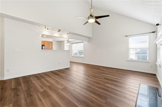 166 Village Trace, Woodstock, GA 30188