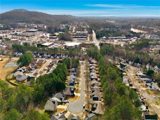 166 Village Trace, Woodstock, GA 30188