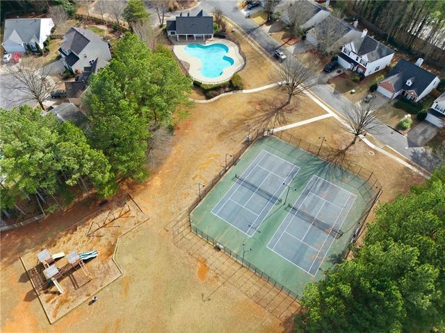 166 Village Trace, Woodstock, GA 30188