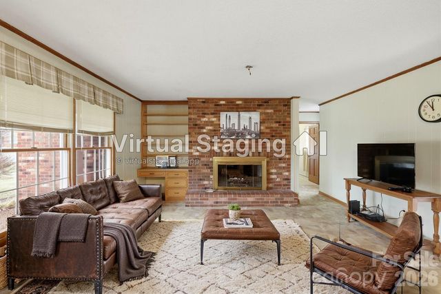 107 33rd Avenue NW, Hickory, NC 28601