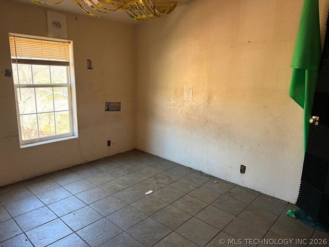 28180 E 12th Street, Catoosa, OK 74015