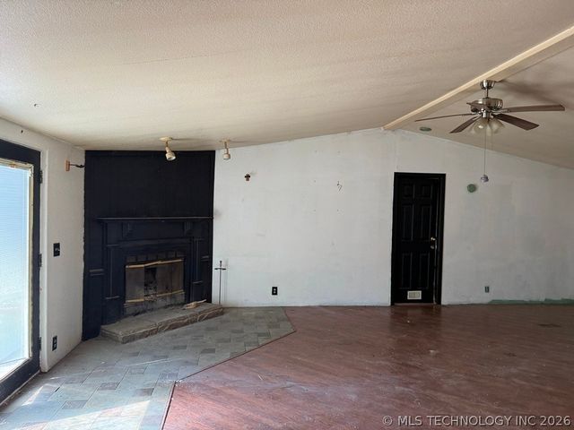 28180 E 12th Street, Catoosa, OK 74015