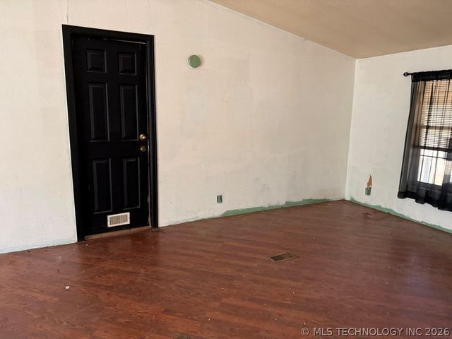 28180 E 12th Street, Catoosa, OK 74015