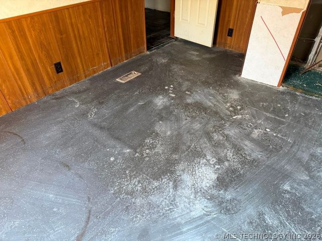 28180 E 12th Street, Catoosa, OK 74015