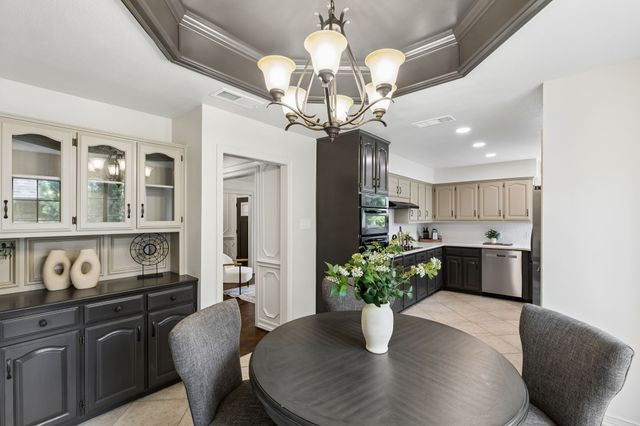 2521 Belmeade Drive, Carrollton, TX 75006