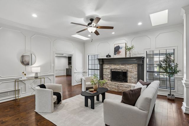 2521 Belmeade Drive, Carrollton, TX 75006