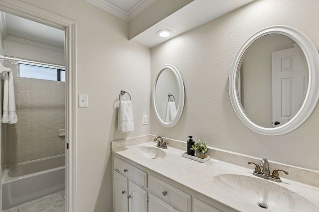 2521 Belmeade Drive, Carrollton, TX 75006