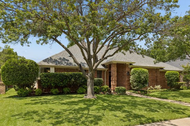 2521 Belmeade Drive, Carrollton, TX 75006