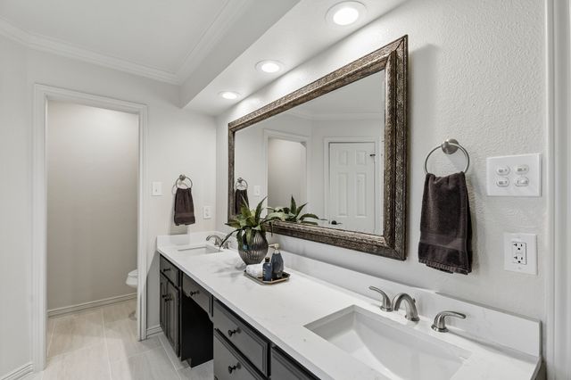 2521 Belmeade Drive, Carrollton, TX 75006