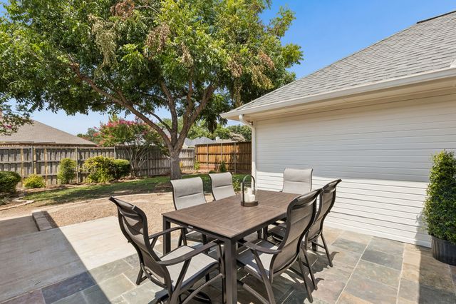 2521 Belmeade Drive, Carrollton, TX 75006