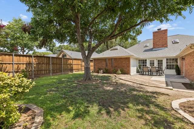 2521 Belmeade Drive, Carrollton, TX 75006