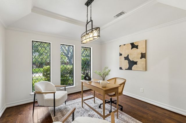2521 Belmeade Drive, Carrollton, TX 75006