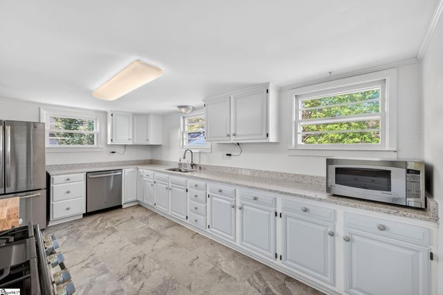 35 Blake Street, Greenville, SC 29605