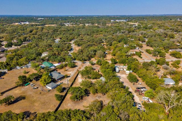 7605 Wood Cliff DR, Austin, TX 78745