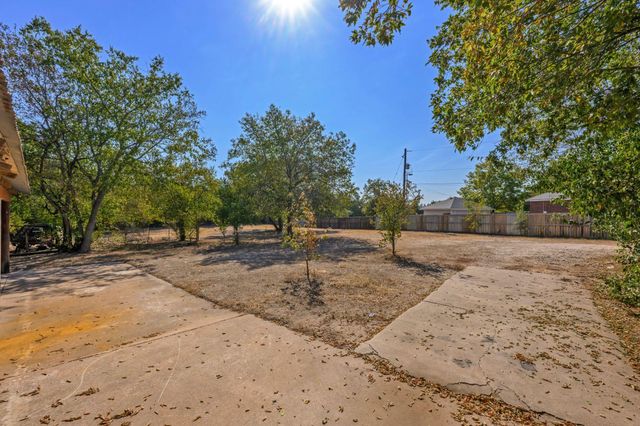 7605 Wood Cliff DR, Austin, TX 78745