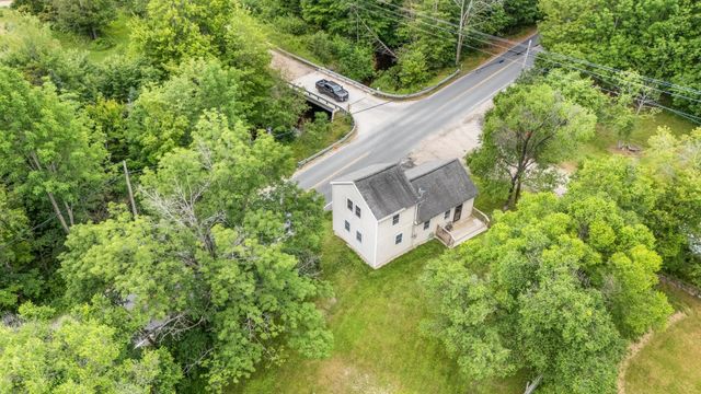6 Badger Road, Goshen, NH 03752