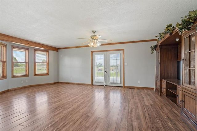 12356 Elkhorn Road, Rayville, MO 64084