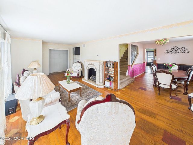 675 Mantoloking Road, Brick, NJ 08723