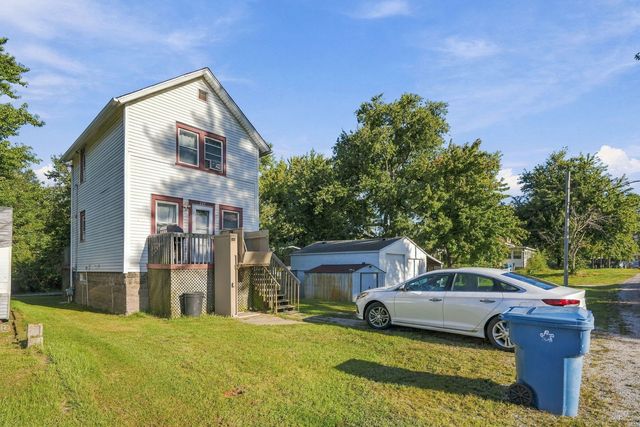217 12th Street, East Moline, IL 61244