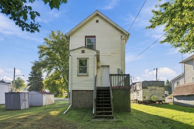 217 12th Street, East Moline, IL 61244