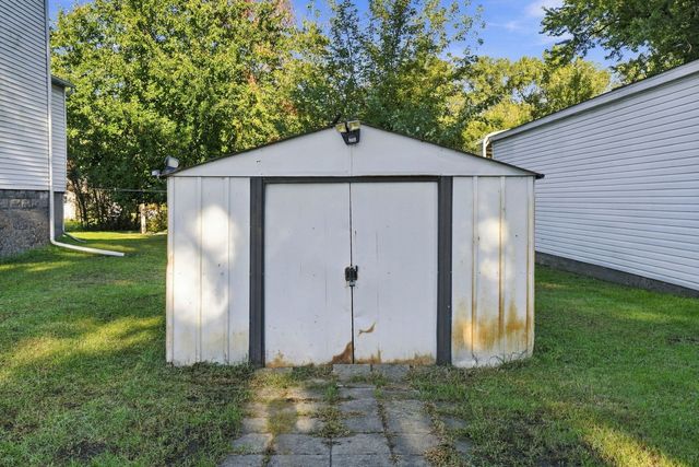 217 12th Street, East Moline, IL 61244