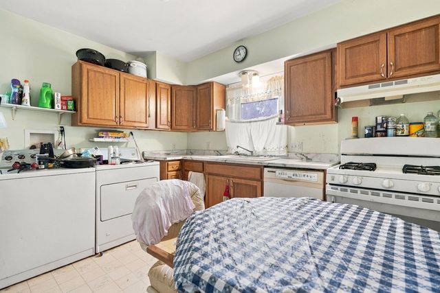 217 12th Street, East Moline, IL 61244