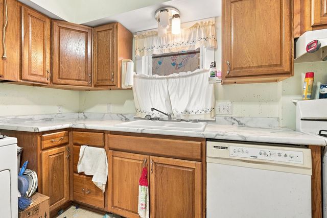 217 12th Street, East Moline, IL 61244