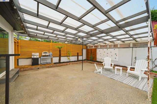 24006 Azevedo Ave, Hayward, CA 94541