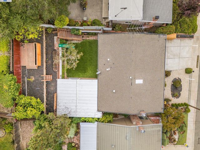 24006 Azevedo Ave, Hayward, CA 94541