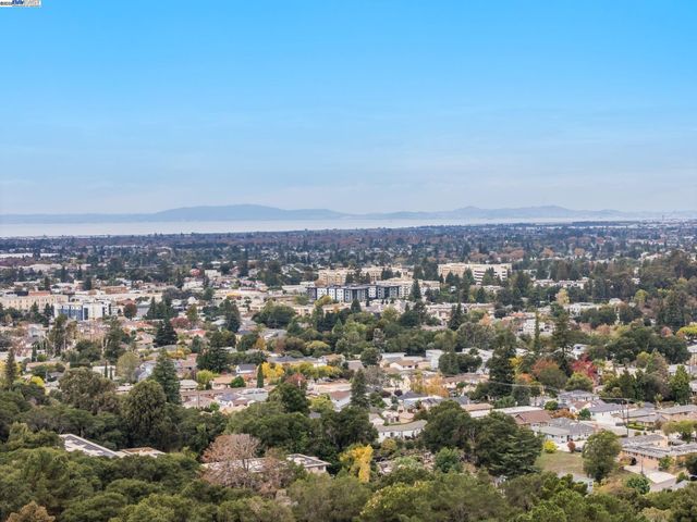 24006 Azevedo Ave, Hayward, CA 94541