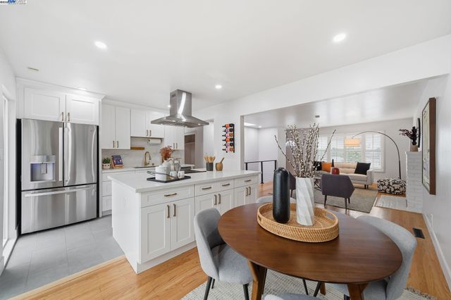 24006 Azevedo Ave, Hayward, CA 94541